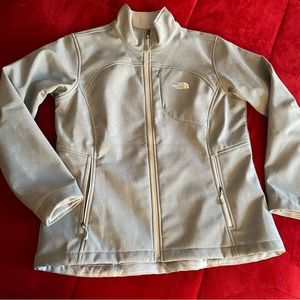 EUC Women’s North Face Jacket Size X-Large